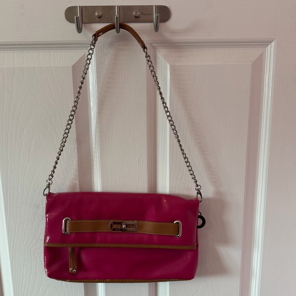 NWOT- “Nine West” Pink Patent Clutch with chain strap